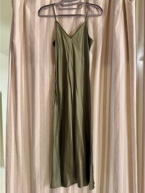 Quince Olive Green Silk Slip Dress with Spaghetti Straps XS